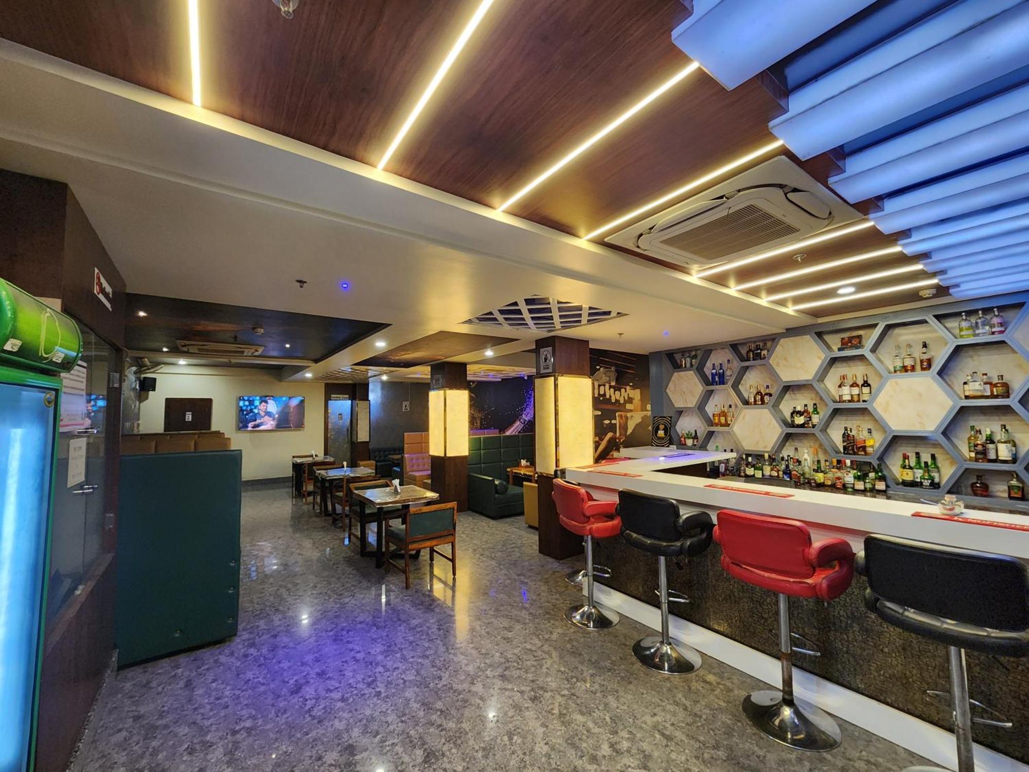 Hotel Kingston Paradise Beawar Exterior photo